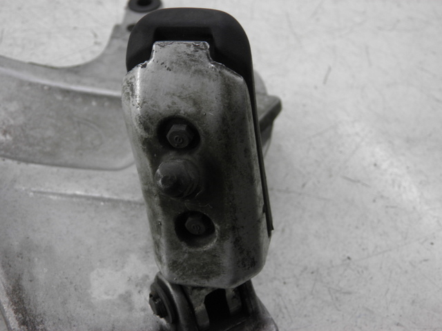 photo de SOPORTE ESTRIBERA DELANTERA DERECHA HONDA ST PAN EUROPEAN ABS 1100 (2002 - 2001)