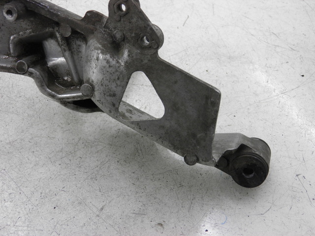 photo de SOPORTE ESTRIBERA DELANTERA DERECHA HONDA ST PAN EUROPEAN ABS 1100 (2002 - 2001)