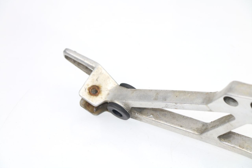 photo de SOPORTE ESTRIBERA DELANTERA DERECHA HONDA VF 1000 (1984 - 1988)