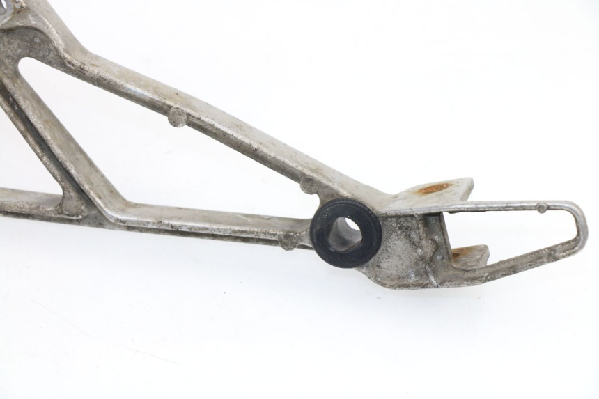 photo de SOPORTE ESTRIBERA DELANTERA DERECHA HONDA VF 1000 (1984 - 1988)