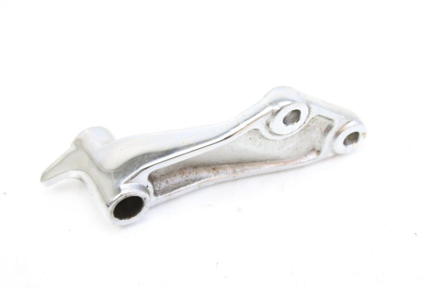 photo de PLATINA APOYA PIE DELANTERO DERECHO SYM HUSKY 125 (1999 - 2005)