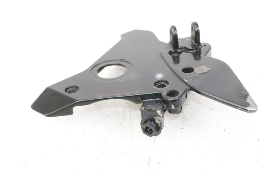 photo de SOPORTE ESTRIBERA DELANTERA DERECHA KAWASAKI ZR7 ZR-7 S 750 (1999 - 2004)