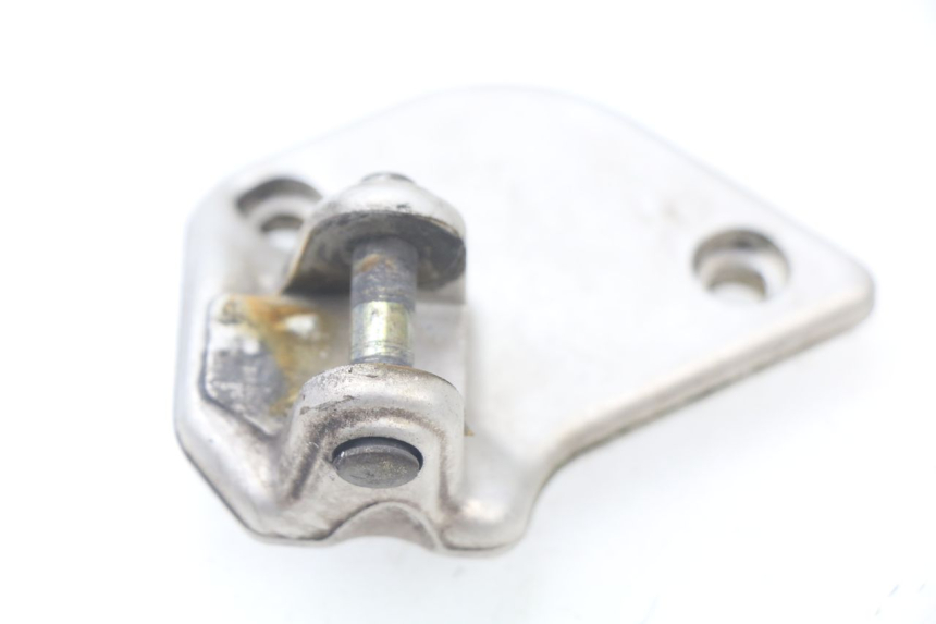 photo de SOPORTE ESTRIBERA DELANTERA DERECHA CAGIVA NAVIGATOR 1000 (2000 - 2005)
