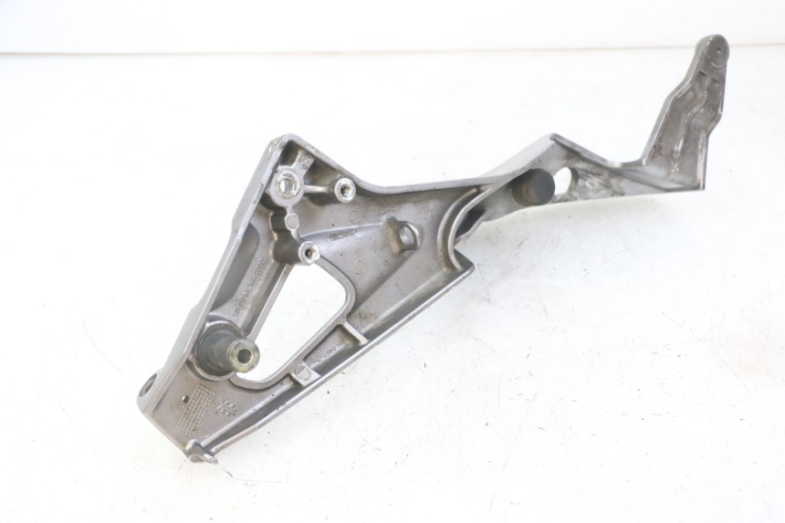 photo de SOPORTE ESTRIBERA DELANTERA DERECHA HONDA NTV DEAUVILLE ABS 700 (2007 - 2016)