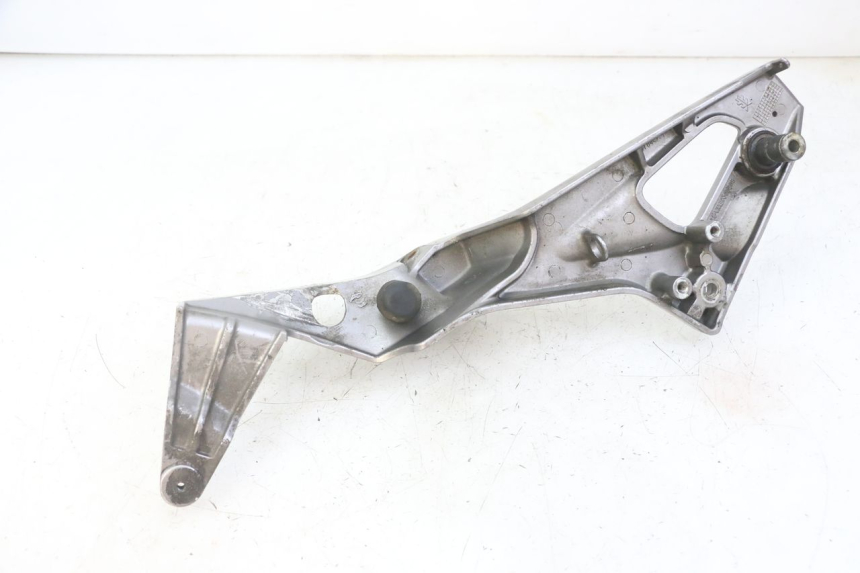 photo de SOPORTE ESTRIBERA DELANTERA DERECHA HONDA NTV DEAUVILLE ABS 700 (2007 - 2016)