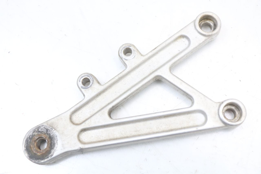 photo de SOPORTE ESTRIBERA DELANTERA DERECHA APRILIA RS 50 (2006 - 2010)