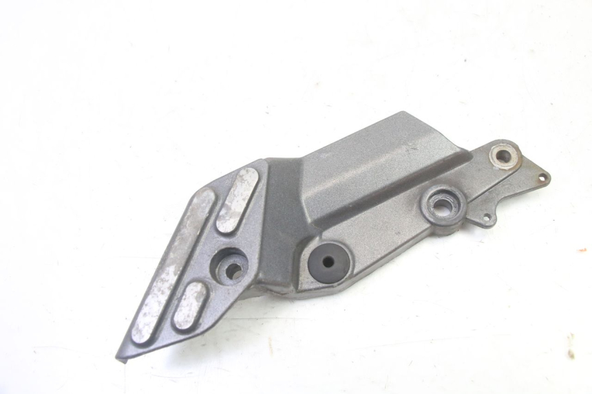 photo de SOPORTE ESTRIBERA DELANTERA DERECHA TRIUMPH SPRINT 900 (1995 - 1998)