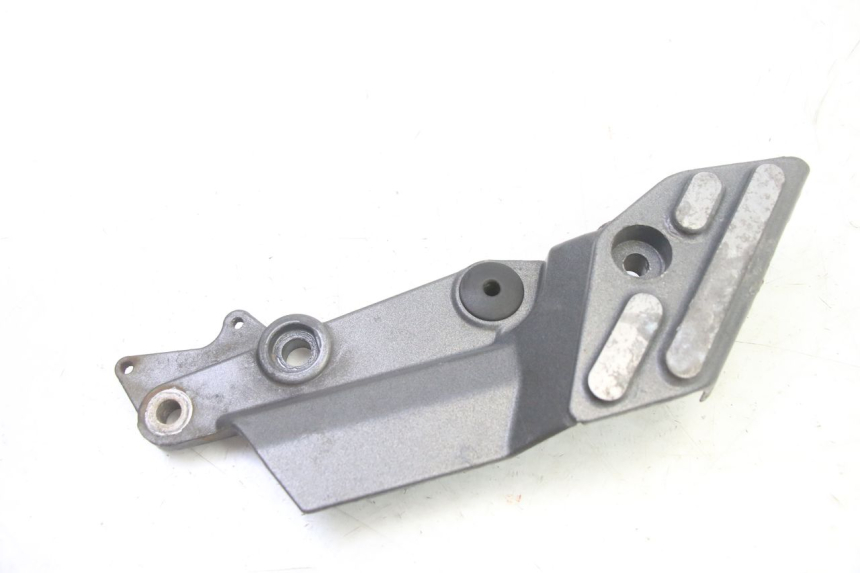 photo de SOPORTE ESTRIBERA DELANTERA DERECHA TRIUMPH SPRINT 900 (1995 - 1998)