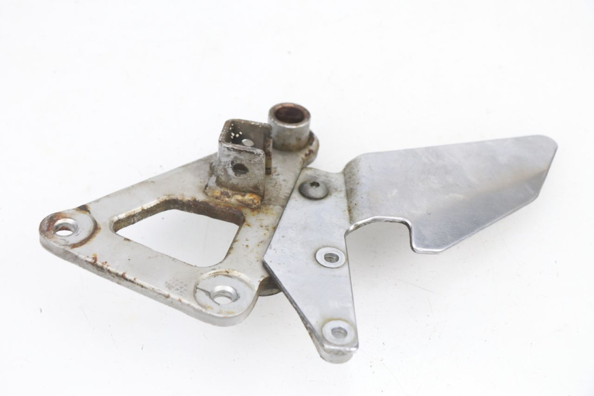 photo de SOPORTE ESTRIBERA DELANTERA DERECHA SUZUKI GS GSE 500 (2001 - 2003)