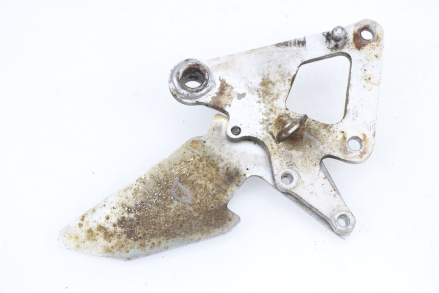 photo de SOPORTE ESTRIBERA DELANTERA DERECHA SUZUKI GS GSE 500 (2001 - 2003)