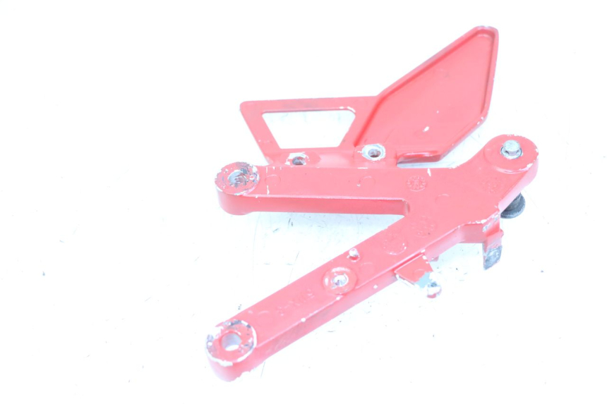 photo de SOPORTE ESTRIBERA DELANTERA DERECHA YAMAHA TZR 50 (2008 - 2016)