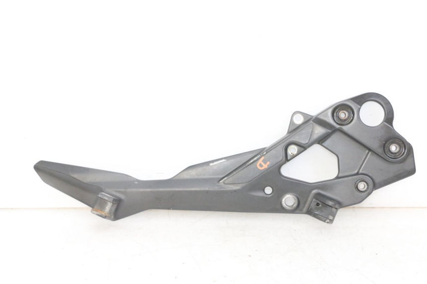 photo de SOPORTE ESTRIBERA DELANTERA DERECHA YAMAHA XJ6 ABS 600 (2008 - 2016)