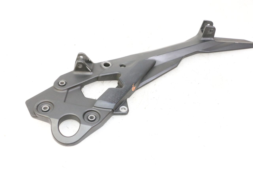 photo de SOPORTE ESTRIBERA DELANTERA DERECHA YAMAHA XJ6 ABS 600 (2008 - 2016)
