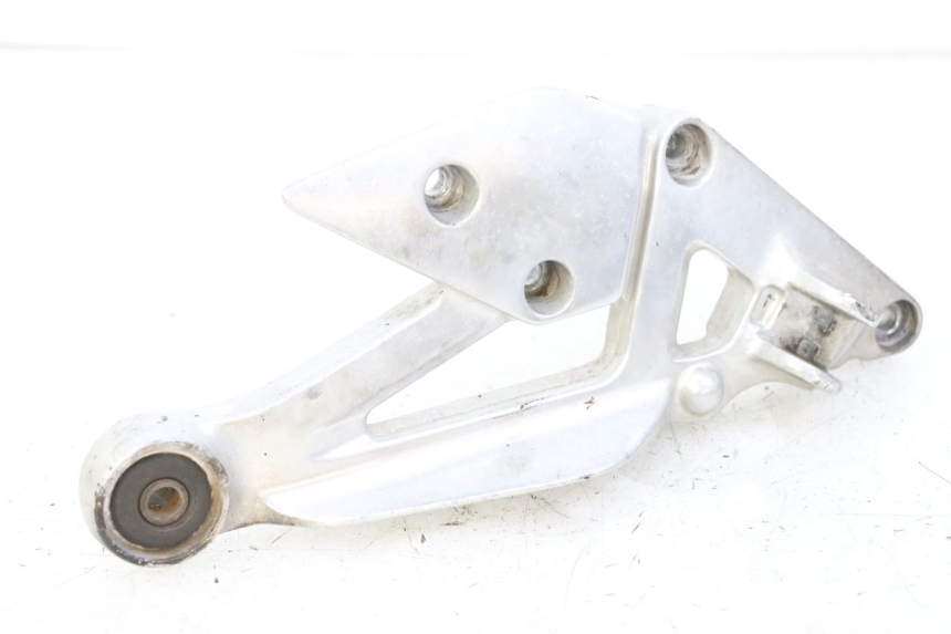photo de SOPORTE ESTRIBERA DELANTERA DERECHA YAMAHA XJN DIVERSION 600 (2000 - 2003)