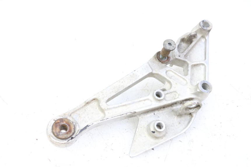 photo de SOPORTE ESTRIBERA DELANTERA DERECHA YAMAHA XJN DIVERSION 600 (2000 - 2003)