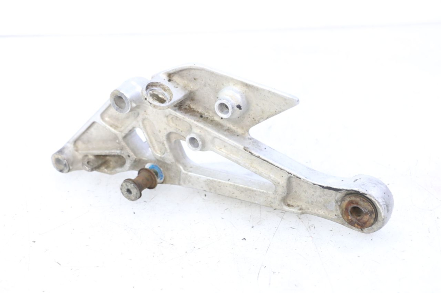 photo de SOPORTE ESTRIBERA DELANTERA DERECHA YAMAHA XJN DIVERSION 600 (2000 - 2003)