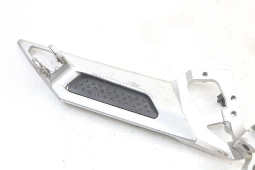 photo de PLACA DE APOYO DELANTERO DERECHO YAMAHA FJR ABS 1300 (2006 - 2012)