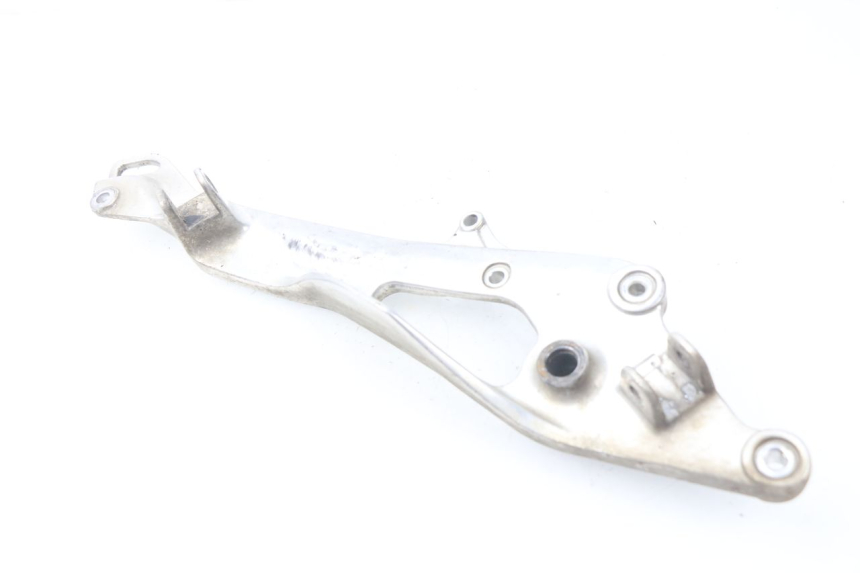 photo de SOPORTE ESTRIBERA DELANTERA DERECHA YAMAHA TDM ABS 900 (2002 - 2014)