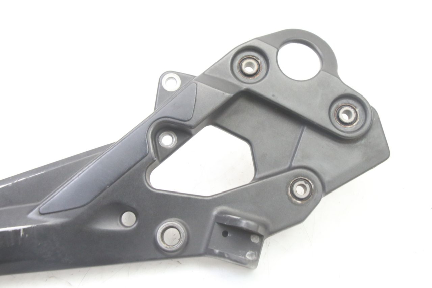 photo de SOPORTE ESTRIBERA DELANTERA DERECHA YAMAHA XJ6 ABS 600 (2008 - 2016)