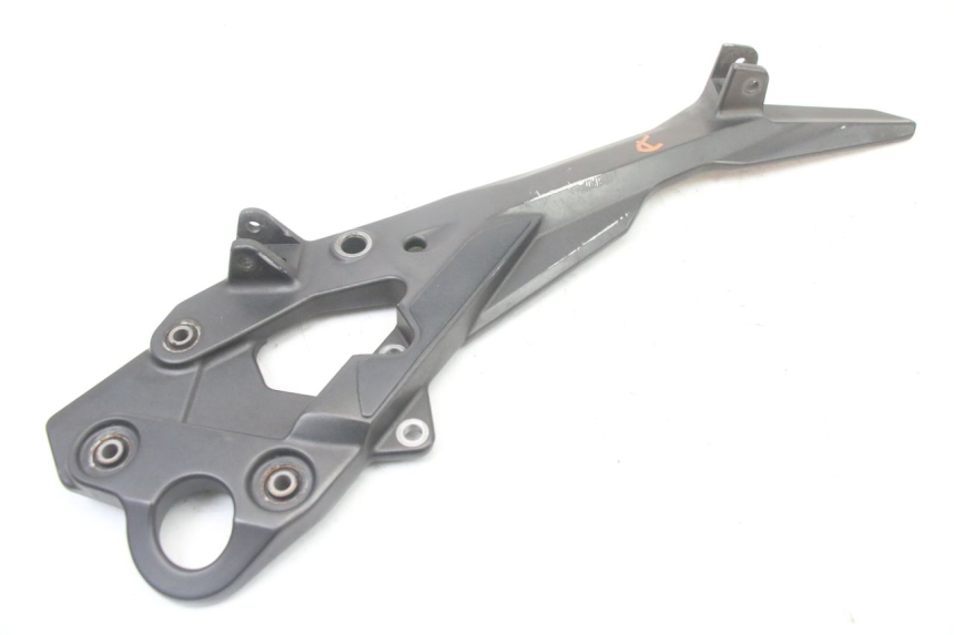 photo de SOPORTE ESTRIBERA DELANTERA DERECHA YAMAHA XJ6 ABS 600 (2008 - 2016)