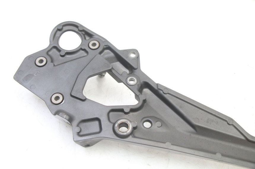 photo de SOPORTE ESTRIBERA DELANTERA DERECHA YAMAHA XJ6 ABS 600 (2008 - 2016)