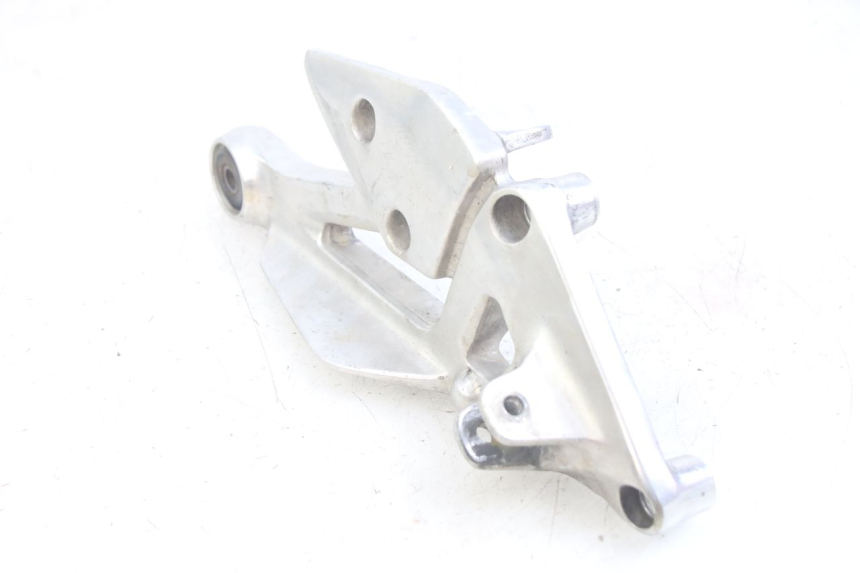 photo de SOPORTE ESTRIBERA DELANTERA DERECHA YAMAHA XJN DIVERSION 600 (2000 - 2003)