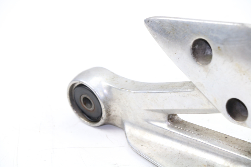 photo de SOPORTE ESTRIBERA DELANTERA DERECHA YAMAHA XJS DIVERSION 600 (2000 - 2003)