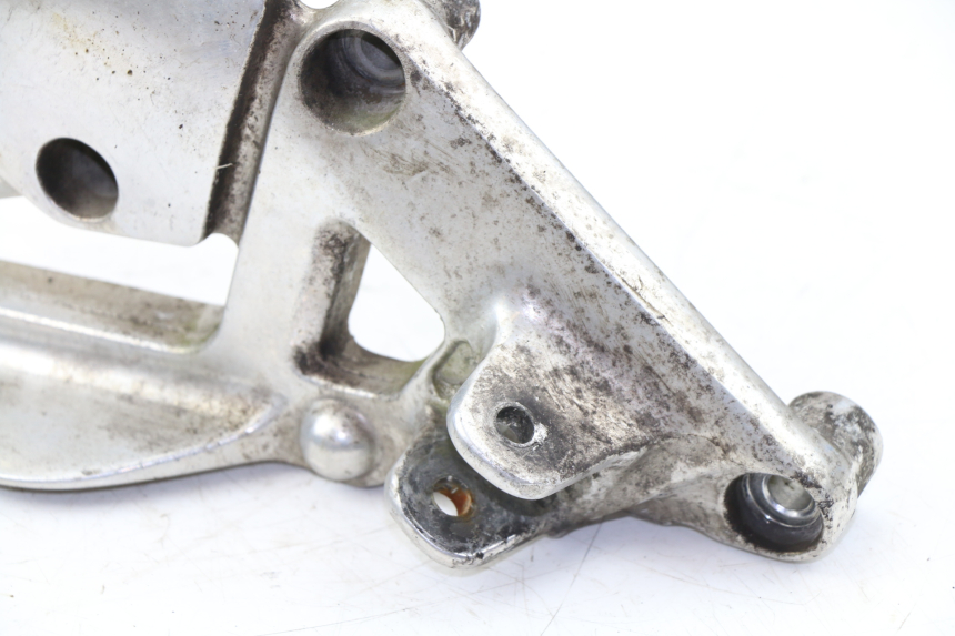 photo de SOPORTE ESTRIBERA DELANTERA DERECHA YAMAHA XJS DIVERSION 600 (2000 - 2003)
