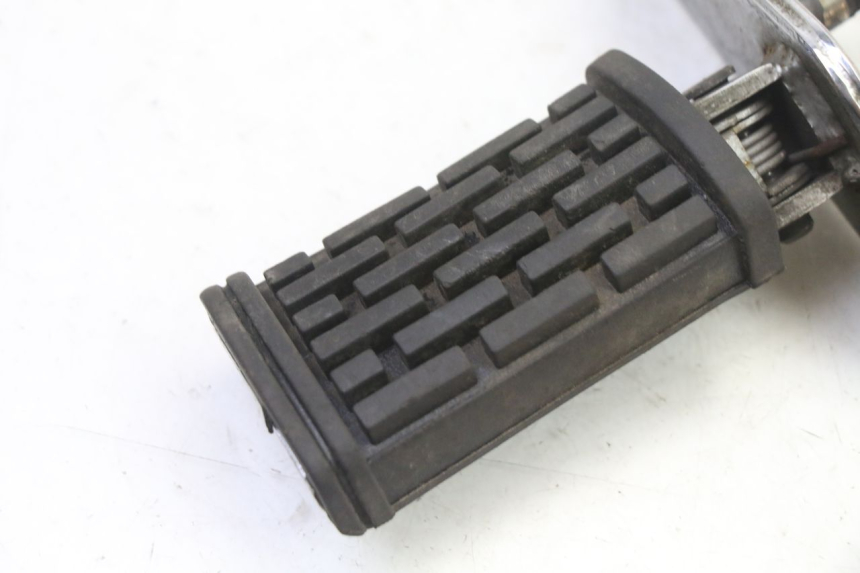 photo de SOPORTE ESTRIBERA DELANTERA IZQUIERDA APRILIA CLASSIC 125 (1995 - 2001)