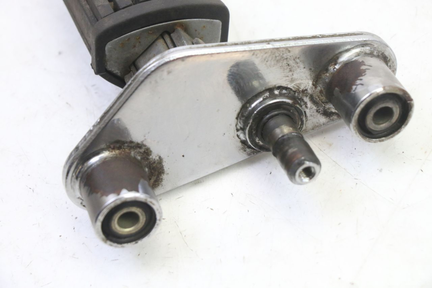 photo de SOPORTE ESTRIBERA DELANTERA IZQUIERDA APRILIA CLASSIC 125 (1995 - 2001)