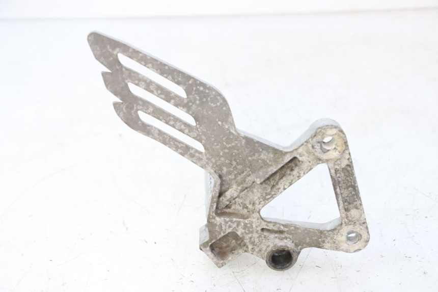 photo de SOPORTE ESTRIBERA DELANTERA IZQUIERDA STAHO FH 50 (2018 - 2019)