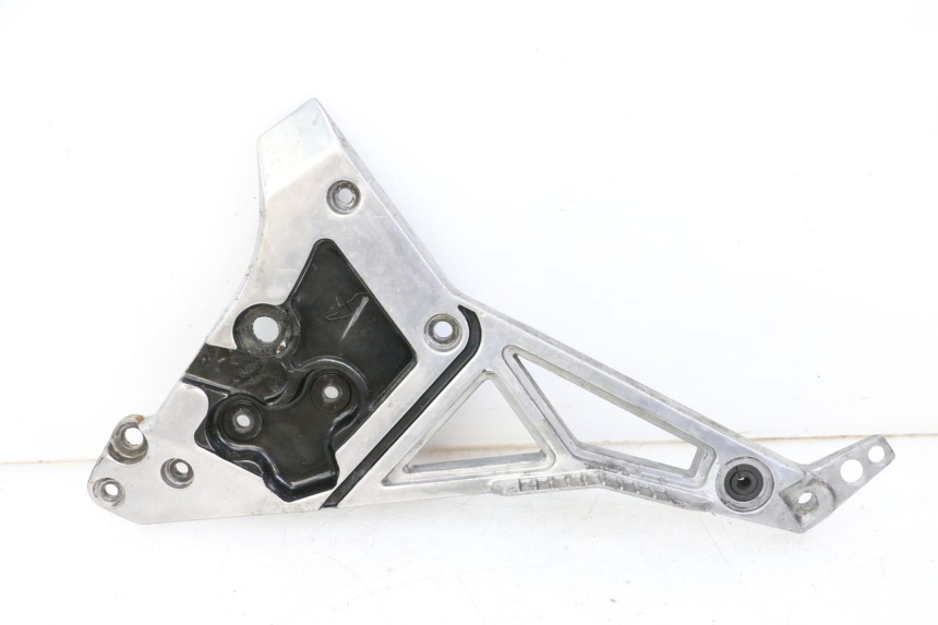 photo de SOPORTE ESTRIBERA DELANTERA IZQUIERDA YAMAHA FJ 36Y 1100 (1984 - 1985)
