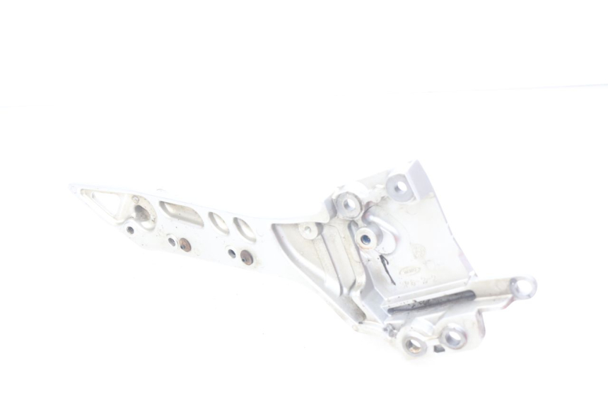 photo de PLATINA DE APOYO DELANTERO IZQUIERDO YAMAHA FJR ABS 1300 (2006 - 2012)