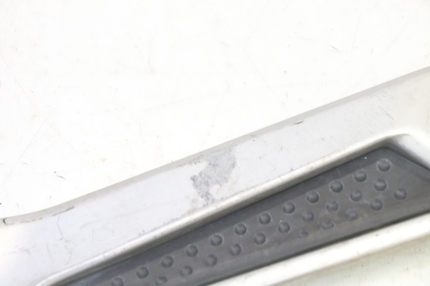 photo de PLATINA DE APOYO DELANTERO IZQUIERDO YAMAHA FJR ABS 1300 (2006 - 2012)