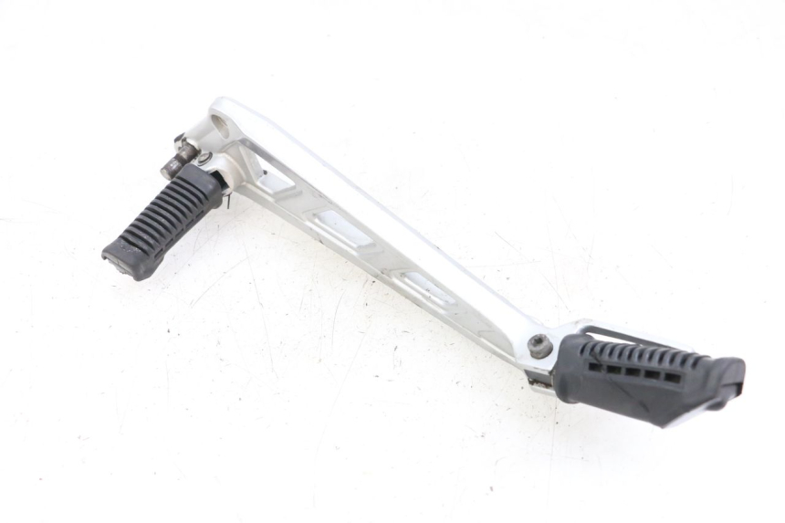 photo de SOPORTE ESTRIBERA DELANTERA IZQUIERDA HYOSUNG GF 125 (2001 - 2005)