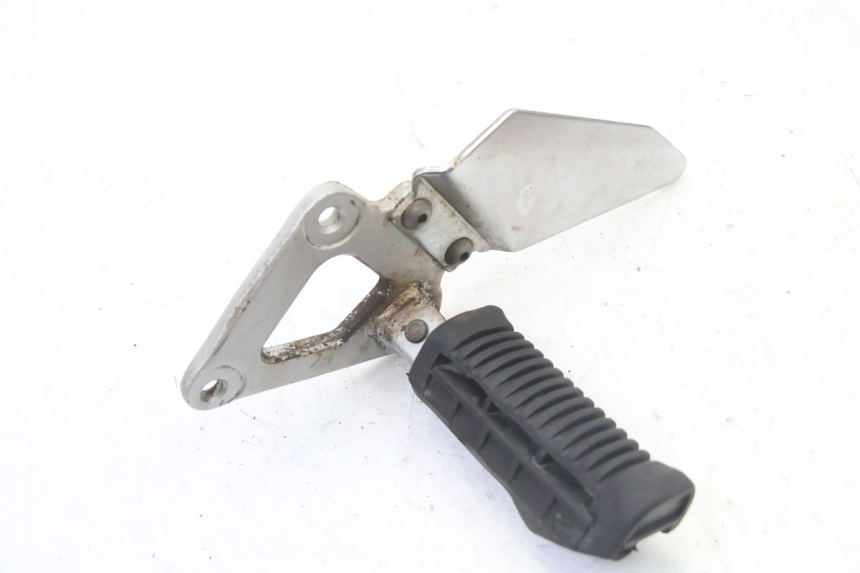 photo de SOPORTE ESTRIBERA DELANTERA IZQUIERDA SUZUKI GS GSE 500 (2001 - 2003)