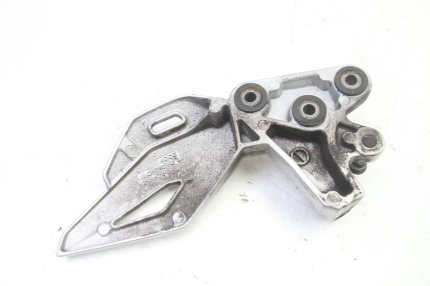 photo de SOPORTE ESTRIBERA DELANTERA IZQUIERDA SUZUKI GSR 750 (2011 - 2017)