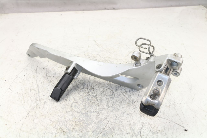 photo de SOPORTE ESTRIBERA DELANTERA IZQUIERDA HONDA NTV DEAUVILLE 650 (2001 - 2006)