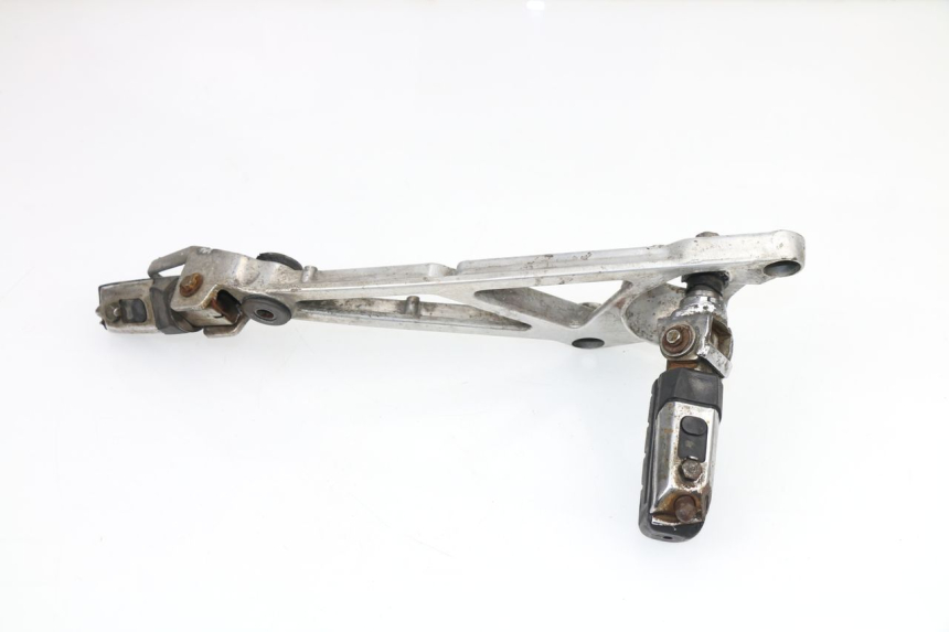 photo de SOPORTE ESTRIBERA DELANTERA IZQUIERDA HONDA VF 1000 (1984 - 1988)