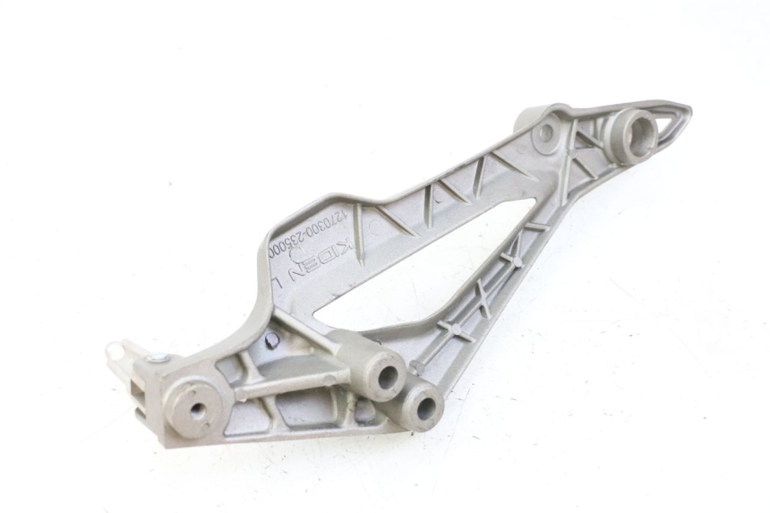 photo de SOPORTE ESTRIBERA DELANTERA IZQUIERDA KIDEN KD125-G 125 (2018 - 2022)