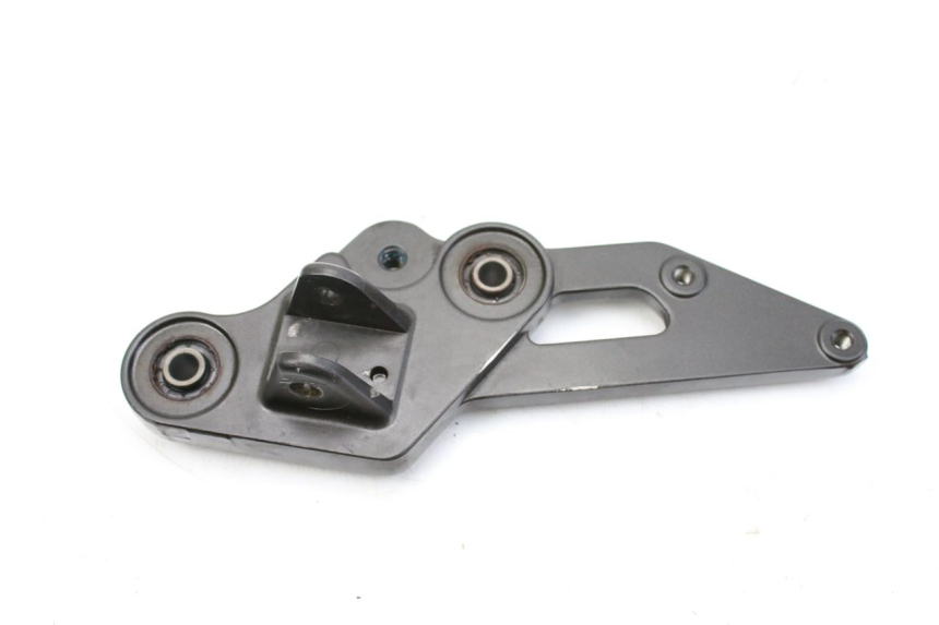 photo de PLATINA APOYA PIE DELANTERO IZQUIERDO YAMAHA MT-07 MT07 700 (2018 - 2020)