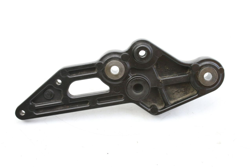 photo de PLATINA APOYA PIE DELANTERO IZQUIERDO YAMAHA MT-07 MT07 700 (2018 - 2020)