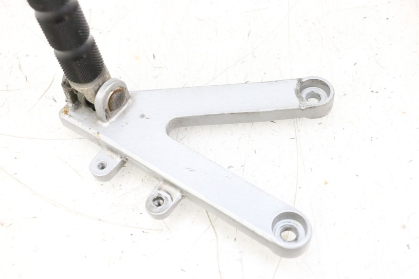 photo de SOPORTE ESTRIBERA DELANTERA IZQUIERDA HONDA NSR R 125 (1994 - 2003) - Zoom estado de uso