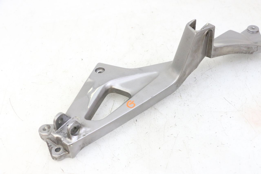 photo de SOPORTE ESTRIBERA DELANTERA IZQUIERDA HONDA NTV DEAUVILLE ABS 700 (2007 - 2016)