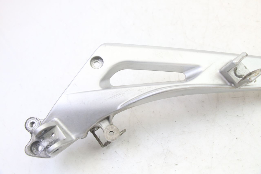 photo de SOPORTE ESTRIBERA DELANTERA IZQUIERDA HONDA NTV DEAUVILLE 650 (2001 - 2006)