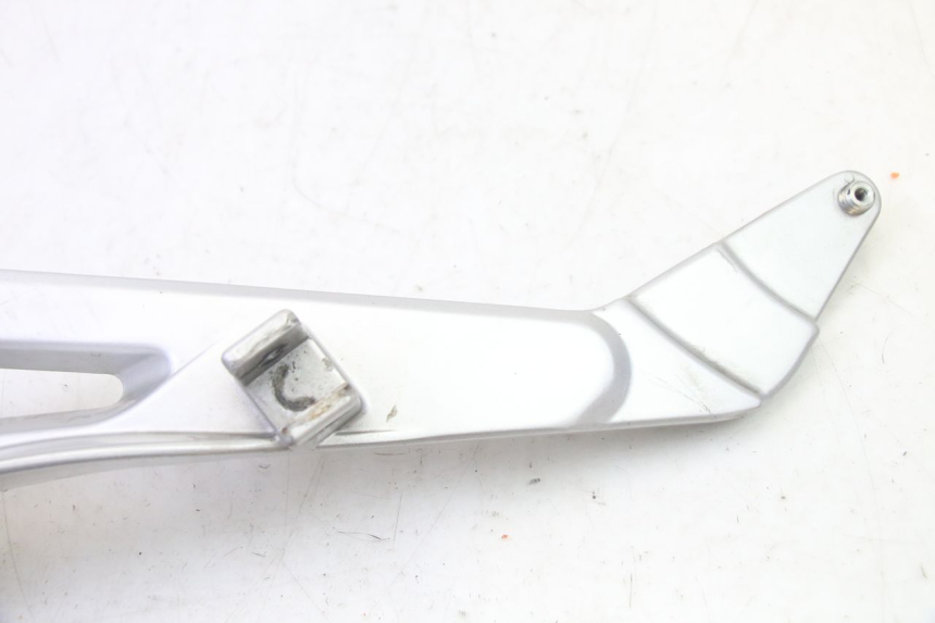 photo de SOPORTE ESTRIBERA DELANTERA IZQUIERDA HONDA NTV DEAUVILLE 650 (2001 - 2006)