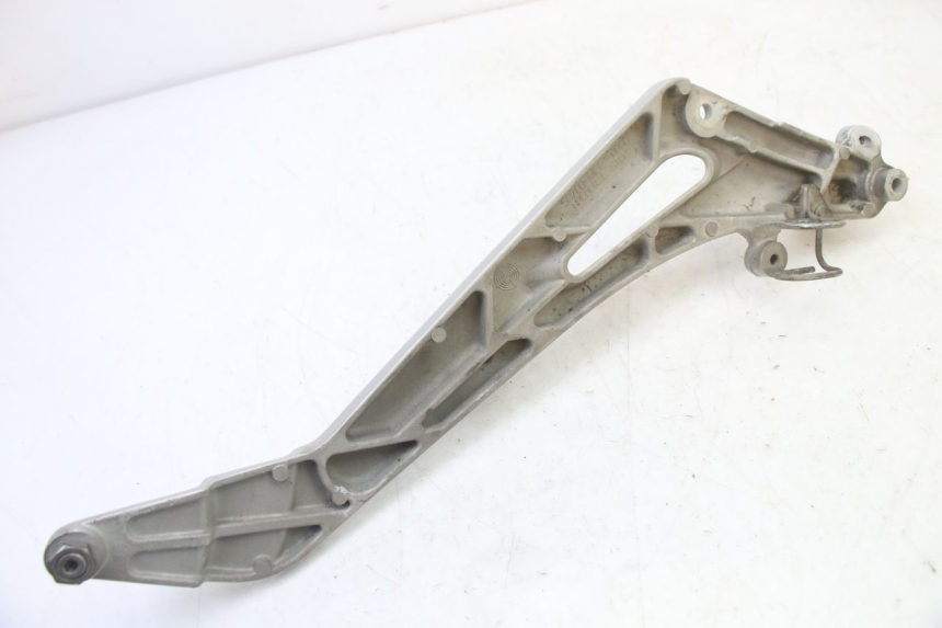photo de SOPORTE ESTRIBERA DELANTERA IZQUIERDA HONDA NTV DEAUVILLE 650 (2001 - 2006)