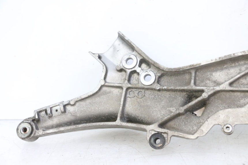 photo de SOPORTE ESTRIBERA DELANTERA IZQUIERDA HONDA ST PAN EUROPEAN 1300 (2002 - 2013)
