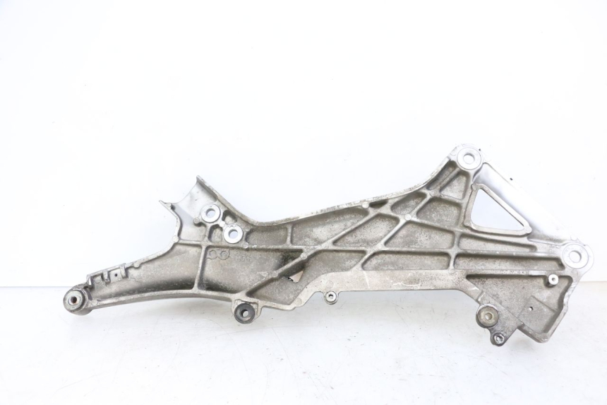 photo de SOPORTE ESTRIBERA DELANTERA IZQUIERDA HONDA ST PAN EUROPEAN 1300 (2002 - 2013)