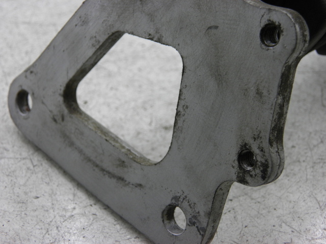 photo de SOPORTE ESTRIBERA DELANTERA IZQUIERDA SUZUKI GS GSE 500 (2001 - 2003)